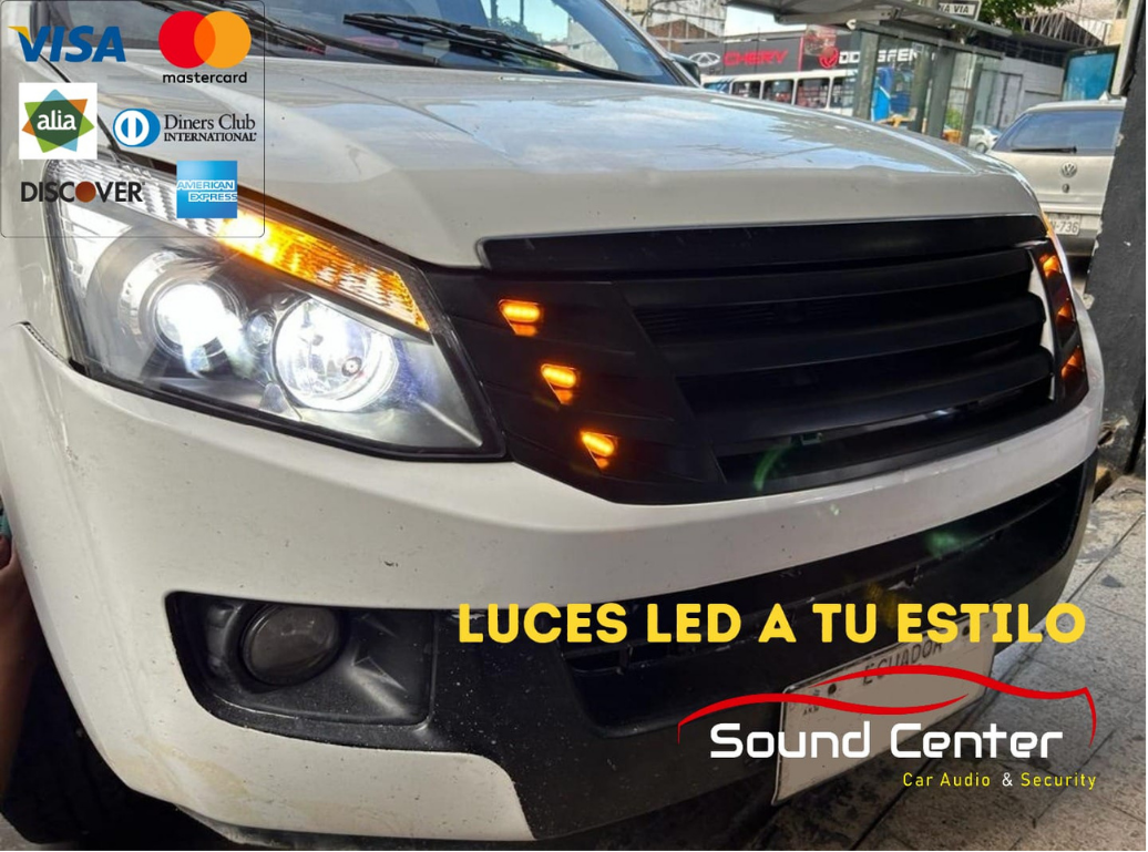 Luces LED instaladas en camioneta blanca